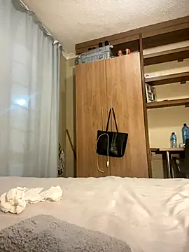 Moonzy77 online show from October 1, 6:01 pm