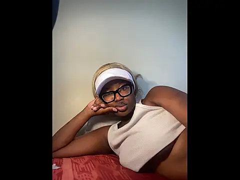 Moonzy77 online show from September 22, 1:39 pm