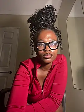 Moonzy77 online show from October 6, 7:14 pm