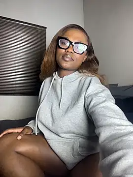 Moonzy77 online show from February 15, 9:14 pm