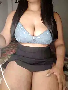 Riya Malik online show from November 22, 12:32 am