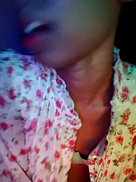 Snapshot of BunnyBloom25 chatting on September 17, 4:31 pm BunnyBloom25 online show from September 17, 4:31 pm