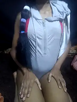 BunnyBloom25 online show from January 18, 9:29 pm