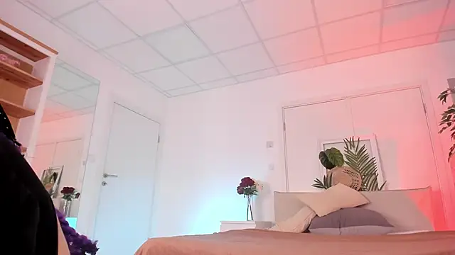 Snapshot of Sima_Wendy chatting on October 26, 7:31 am Sima Wendy online show from October 26, 7:31 am