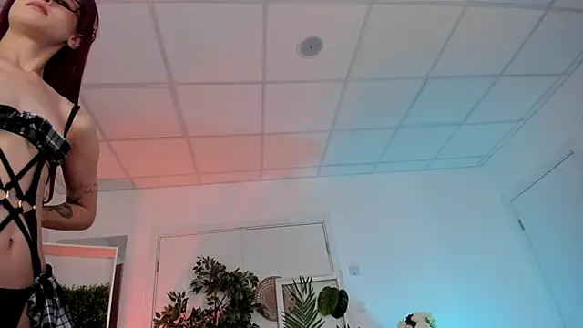 Snapshot of Sima_Wendy chatting on September 15, 6:25 am Sima Wendy online show from September 15, 6:25 am