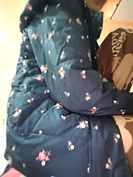 Aidakhan1212 online show from December 5, 6:06 pm