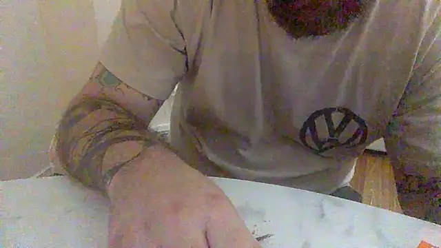 edger4lif3 online show from November 18, 8:34 pm