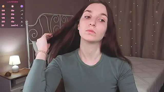 Snapshot of Miss___Eva chatting on October 8, 12:12 am Miss Eva online show from October 8, 12:12 am