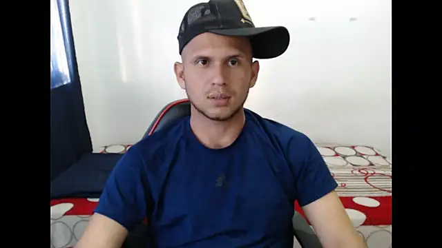 Snapshot of maik_135 chatting on October 19, 9:50 pm maik 135 online show from October 19, 9:50 pm