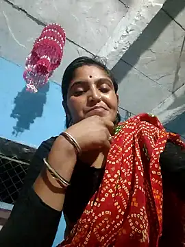 LUCKY cut online show from October 4, 4:08 pm