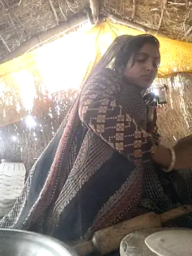 LUCKY cut online show from November 13, 3:10 am