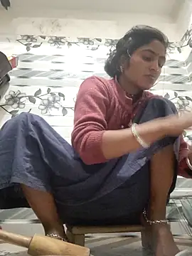 LUCKY cut online show from February 6, 3:13 am