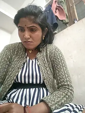 LUCKY cut online show from February 10, 6:34 am