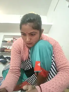 LUCKY cut online show from February 12, 4:01 am