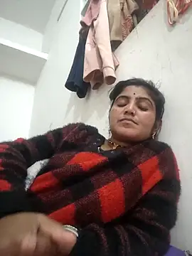 LUCKY cut online show from February 6, 6:37 pm