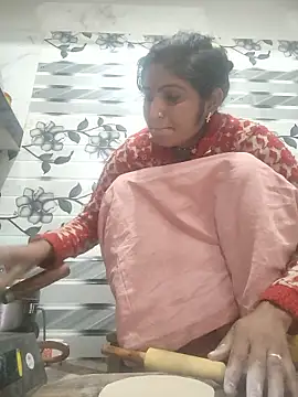 LUCKY cut online show from February 24, 3:18 am