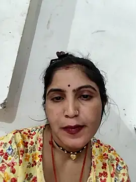 LUCKY cut online show from April 12, 4:21 pm