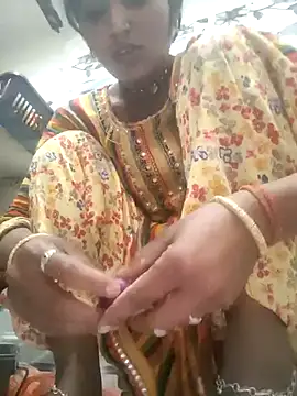 LUCKY cut online show from February 15, 3:40 am