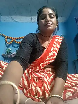 LUCKY cut online show from October 24, 10:20 pm