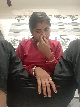 LUCKY cut online show from March 13, 2:11 pm