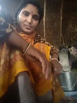 LUCKY cut online show from November 22, 3:05 am