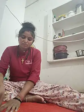 LUCKY cut online show from July 9, 4:06 pm