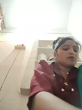 LUCKY cut online show from July 8, 3:34 pm