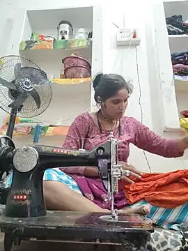LUCKY cut online show from July 25, 4:35 pm