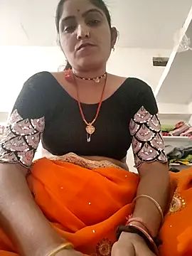 LUCKY cut online show from May 5, 5:27 pm