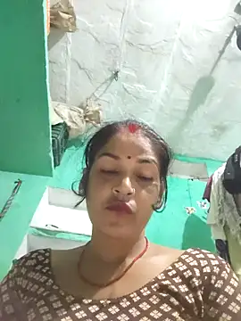 Nillohot online show from October 8, 7:58 pm