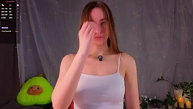 VincenzaGarigliano online show from December 17, 1:21 am