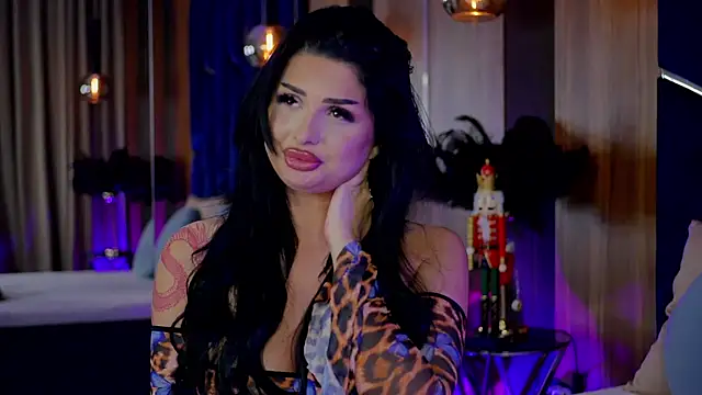 KylieKroftt online show from December 21, 10:21 pm