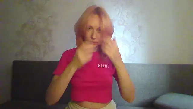 MashaSwan9977 online show from October 15, 11:40 am