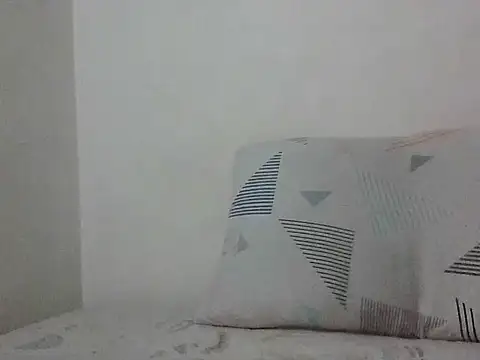 Snapshot of Taylormegan chatting on June 24, 2:32 am Taylormegan online show from June 24, 2:32 am