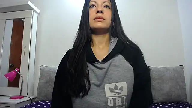 Taylormegan online show from November 4, 2:43 pm