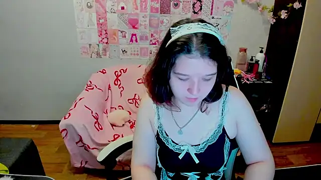 Snapshot of Acid_Kate chatting on October 9, 12:33 am Acid Kate online show from October 9, 12:33 am