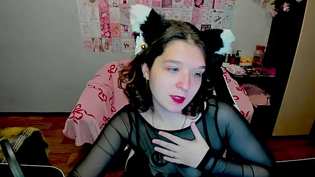 Snapshot of Acid_Kate chatting on September 24, 3:13 am Acid Kate online show from September 24, 3:13 am