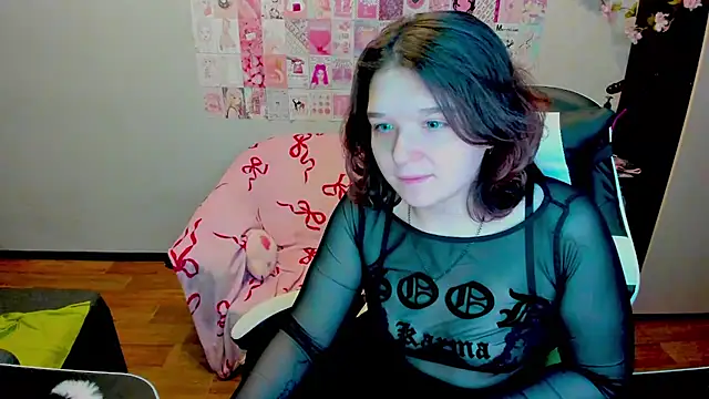 Snapshot of Acid_Kate chatting on October 15, 12:09 am Acid Kate online show from October 15, 12:09 am