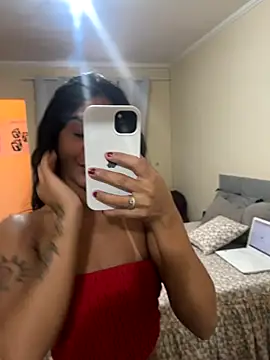 luasweett online show from November 23, 3:11 pm