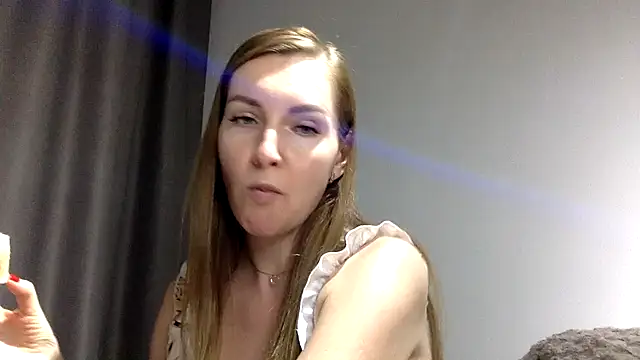 Varnyx online show from November 2, 4:34 pm