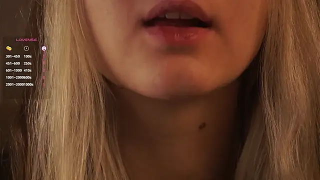 MarlinVarian online show from November 13, 4:44 pm