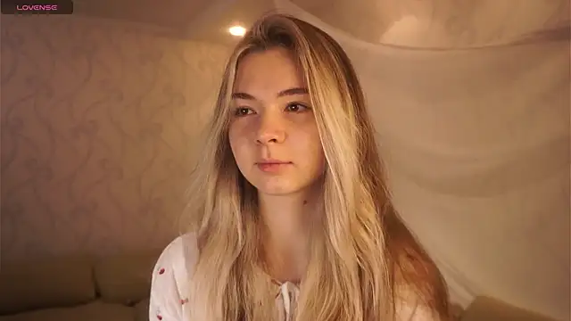 MarlinVarian online show from October 30, 5:32 pm