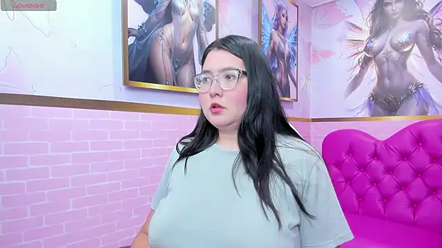 Snapshot of Dulce_meow chatting on November 11, 11:49 am Dulce meow online show from November 11, 11:49 am