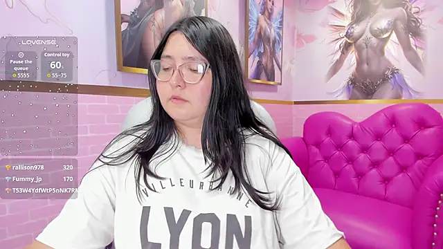 Snapshot of Dulce_meow chatting on February 22, 3:46 pm Dulce meow online show from February 22, 3:46 pm