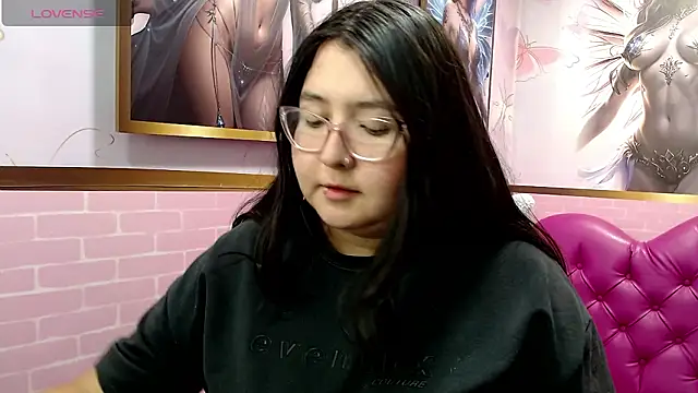 Dulce meow online show from March 15, 3:57 am