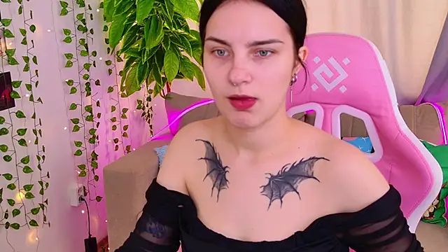 Angel Braun online show from November 8, 10:19 am