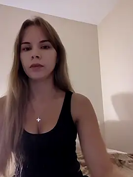 Snapshot of o_darks chatting on October 28, 8:19 pm o darks online show from October 28, 8:19 pm