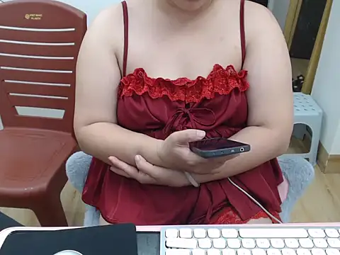 Hana Mina online show from September 19, 2:21 pm