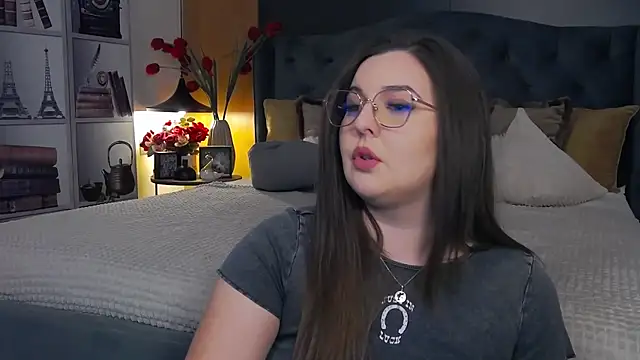 Snapshot of Mia_Swano chatting on November 24, 10:32 pm Mia Swano online show from November 24, 10:32 pm