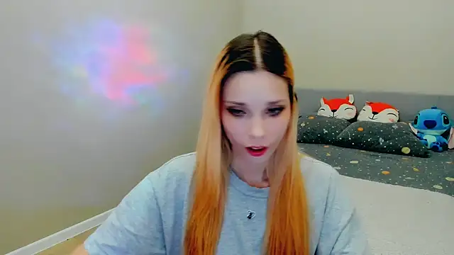 Snapshot of Kitten_Alissa chatting on October 4, 7:59 pm Kitten Alissa online show from October 4, 7:59 pm